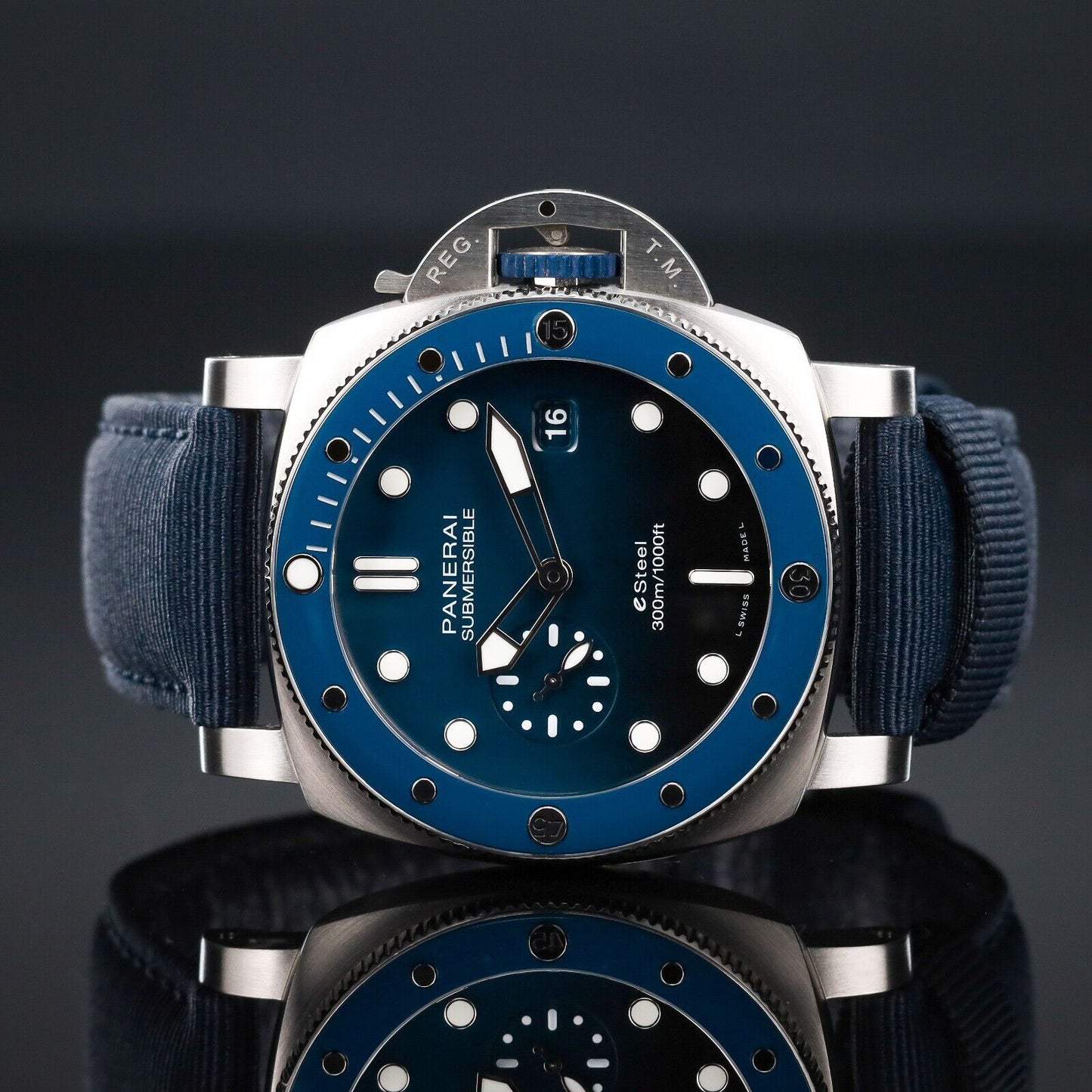 Panerai Submersible Blue Men's Watch - PAM01289