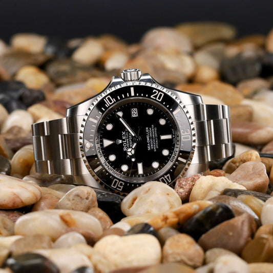 Rolex Sea-Dweller Silver Oyster Bracelet with Black Bezel-136660