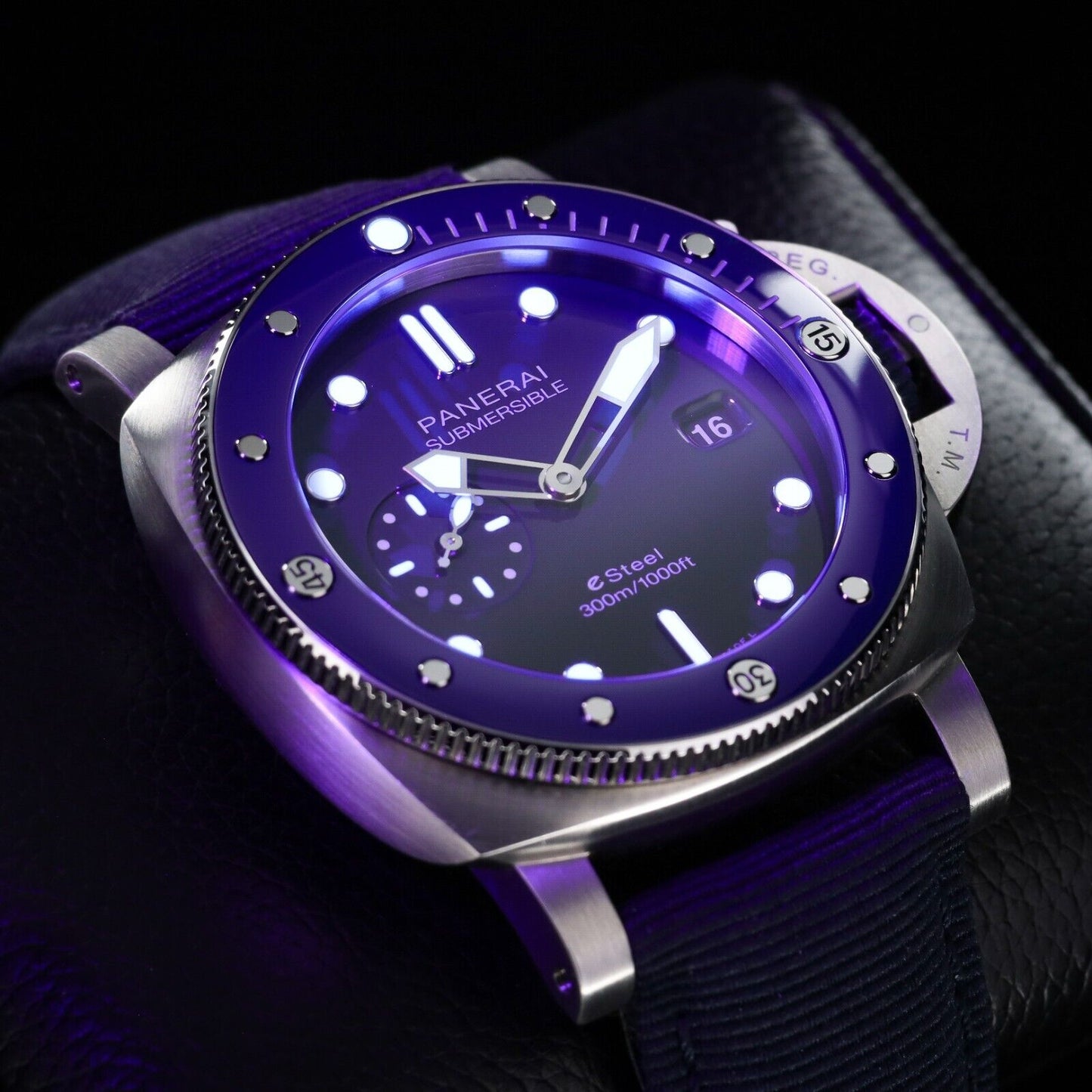 Panerai Submersible Blue Men's Watch - PAM01289