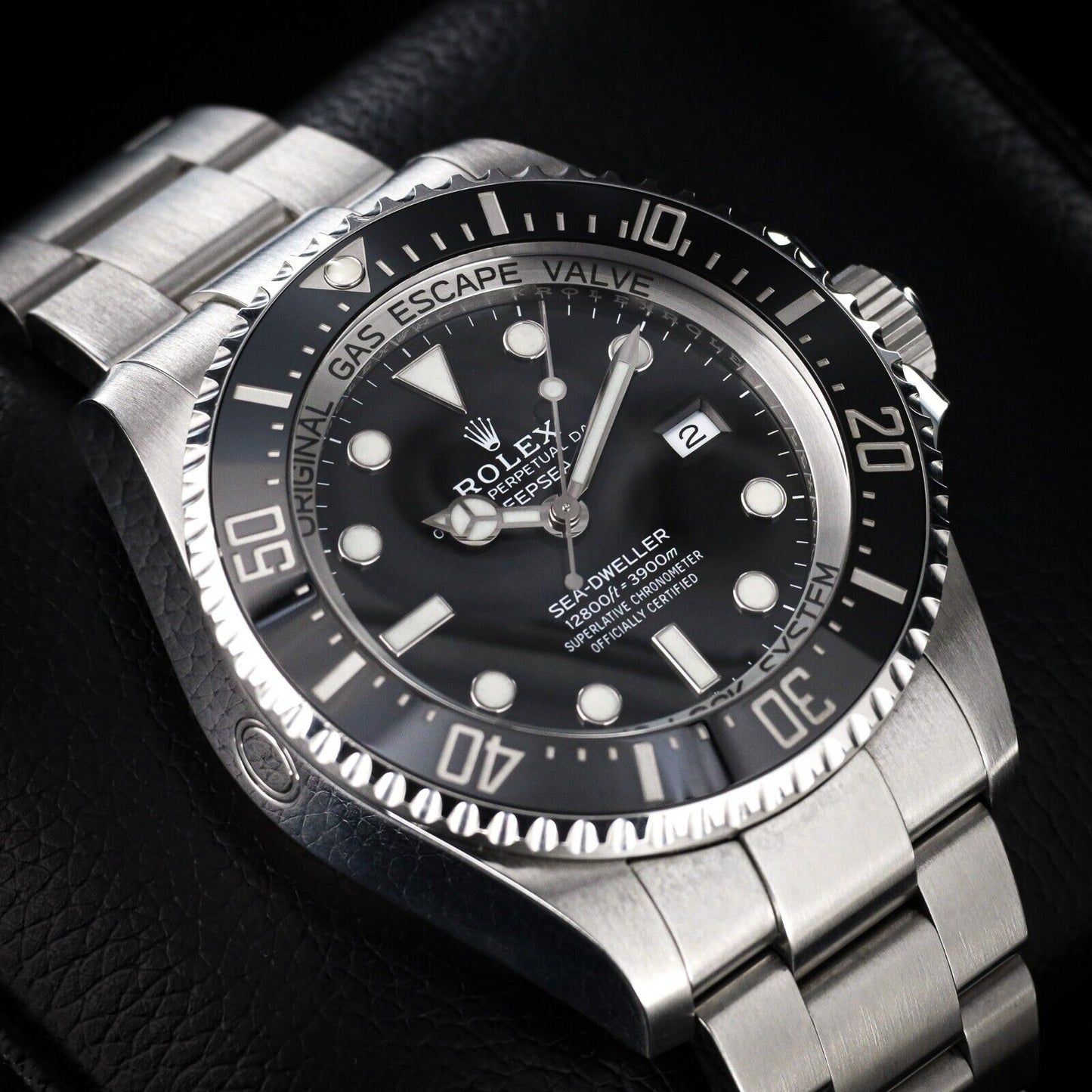 Rolex Sea-Dweller Silver Oyster Bracelet with Black Bezel-126660