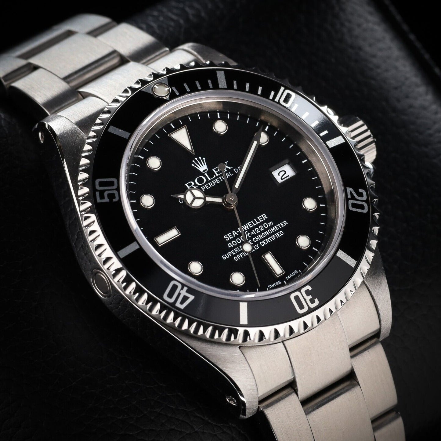 Rolex Sea-Dweller Silver Oyster Bracelet with Black Bezel-16600