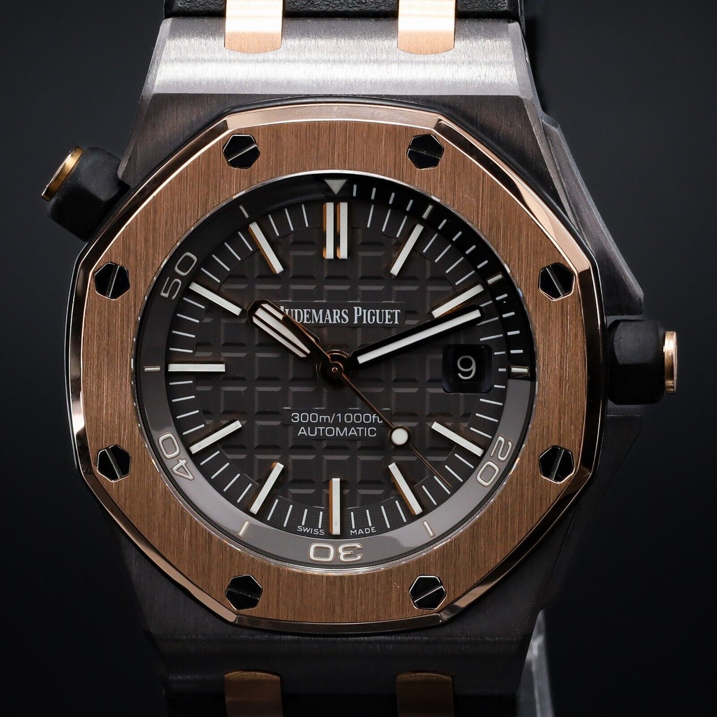 Audemars Piguet Royal Oak Offshore Diver 42 Rose Gold Grey -15709TR.OO.A005CR.01