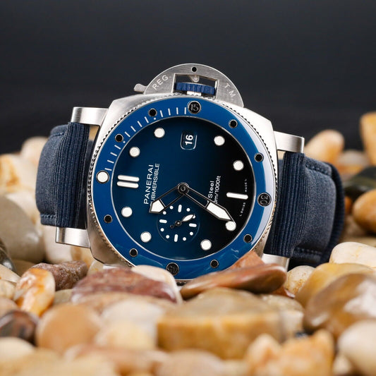 Panerai Submersible Blue Men's Watch - PAM01289