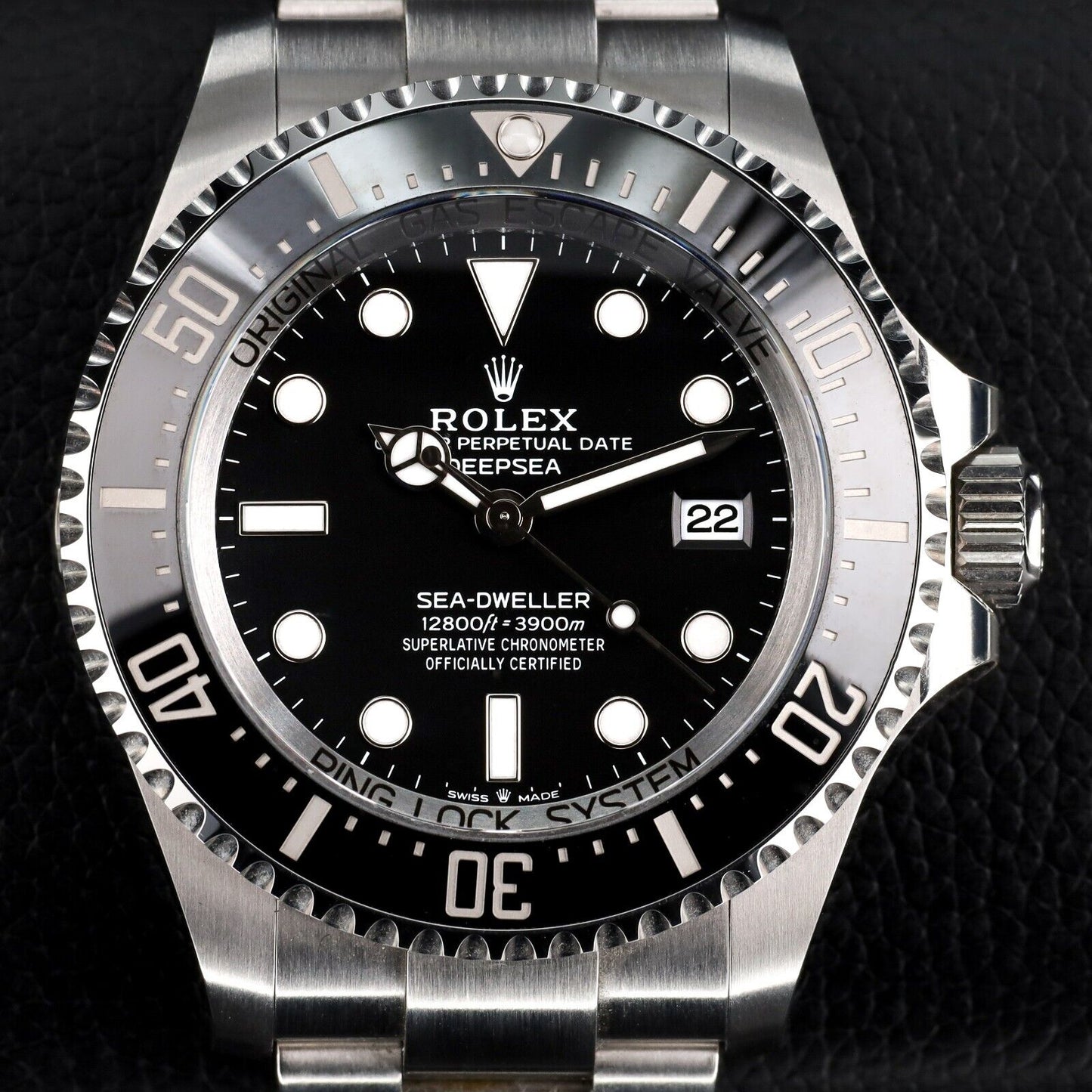 Rolex Sea-Dweller Silver Oyster Bracelet with Black Bezel-136660