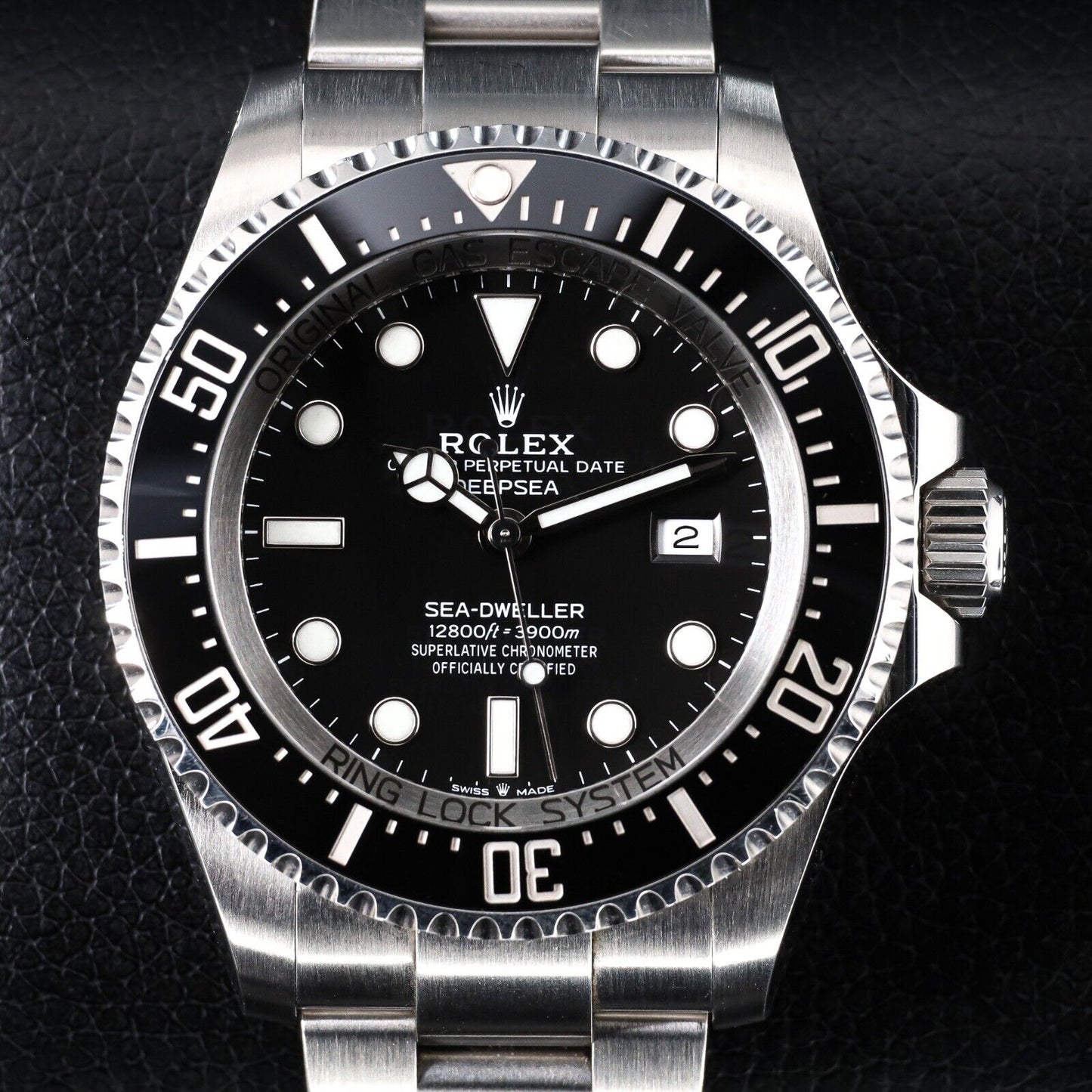 Rolex Sea-Dweller Silver Oyster Bracelet with Black Bezel-126660