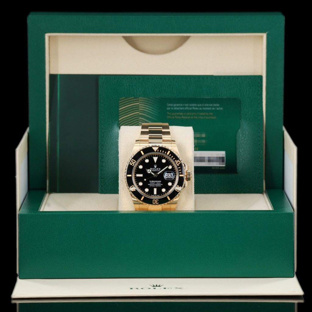 Rolex Submariner Date Yellow Gold Black Dial