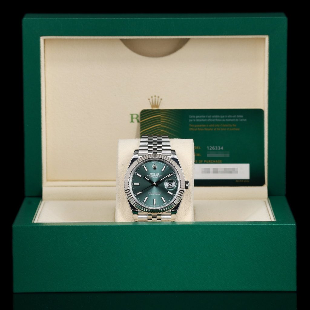 Rolex Datejust Fluted 41mm mint stick Dial