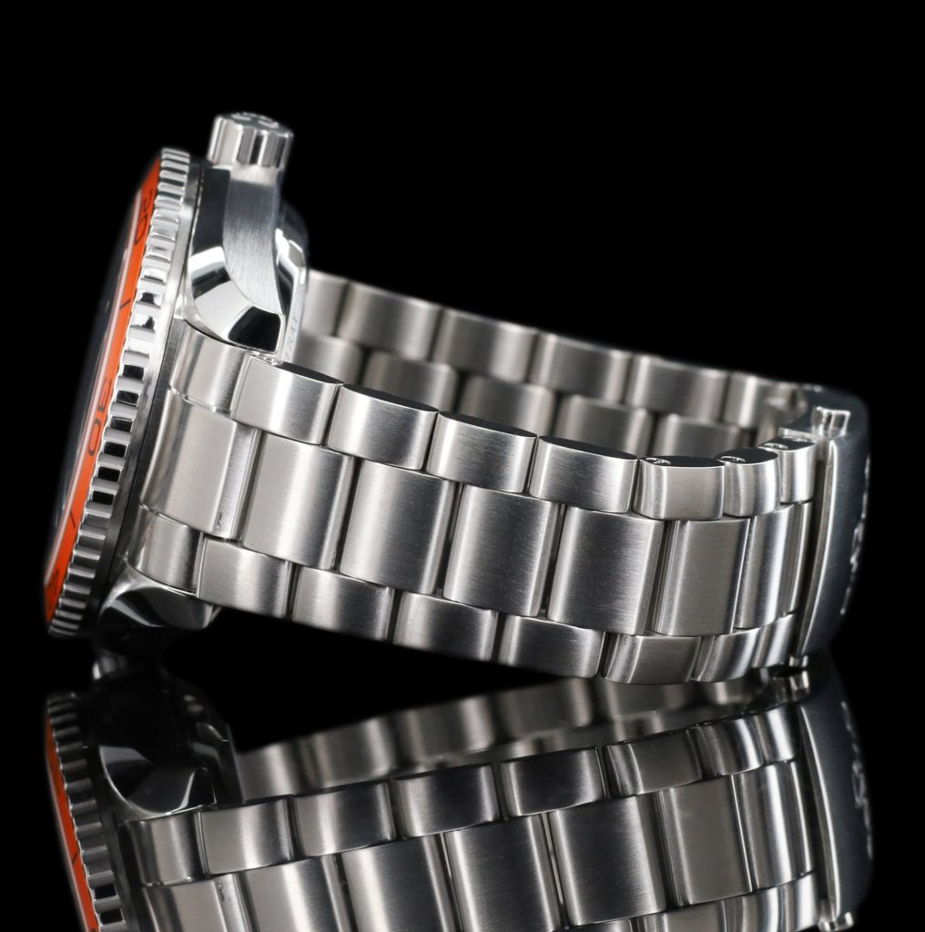 Omega Seamaster Planet Ocean 600M Orange (Hang Tag)