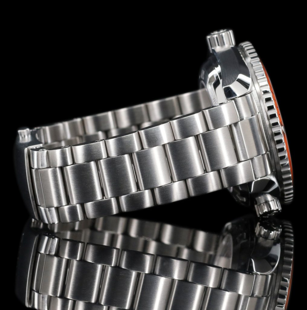 Omega Seamaster Planet Ocean 600M Orange (Hang Tag)