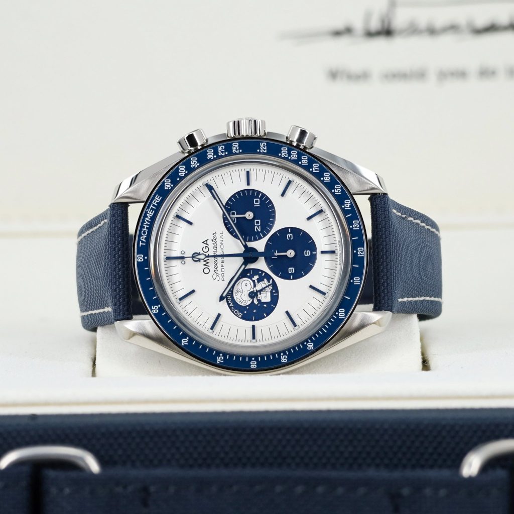 Omega Speedmaster Silver snoopy