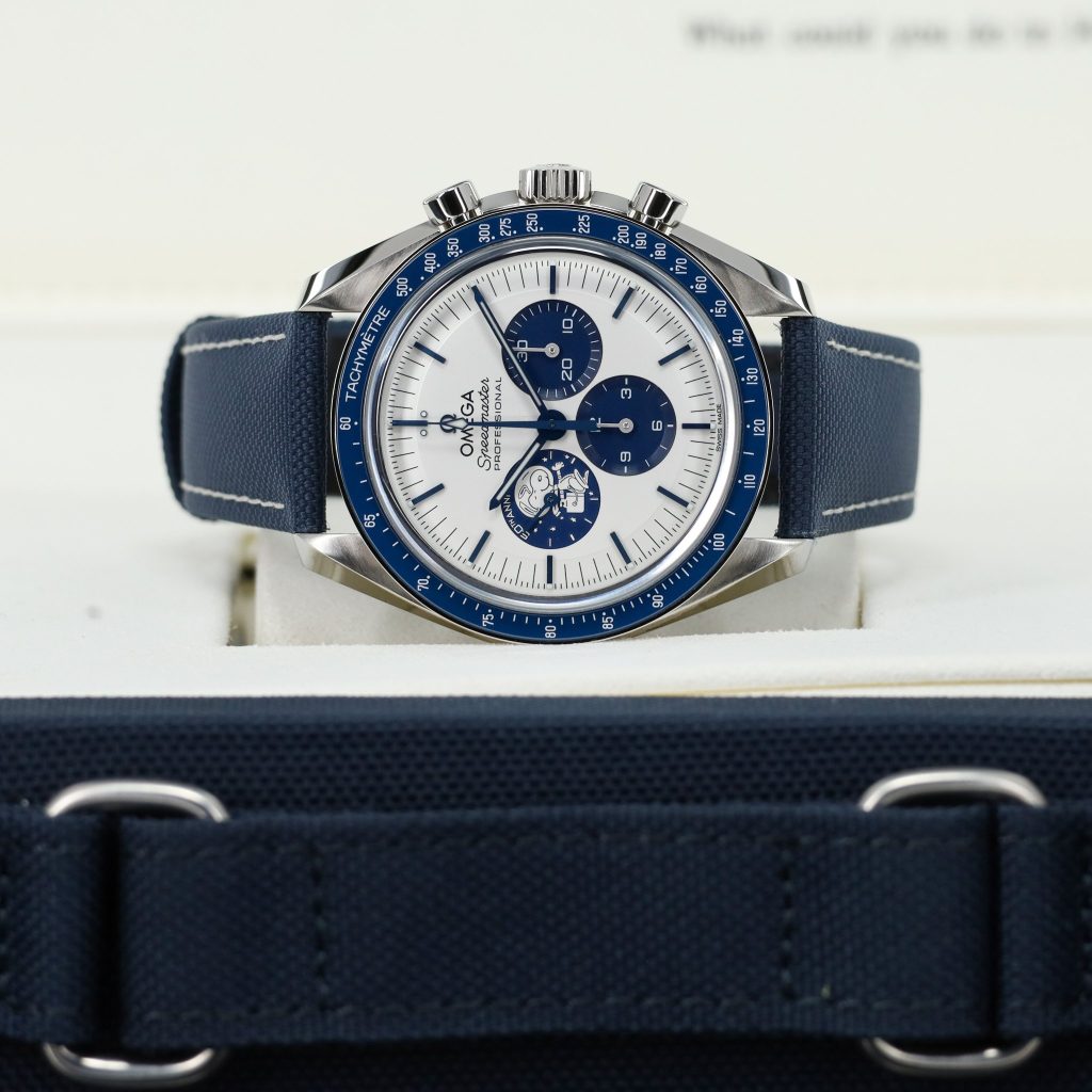Omega Speedmaster Silver Snoopy