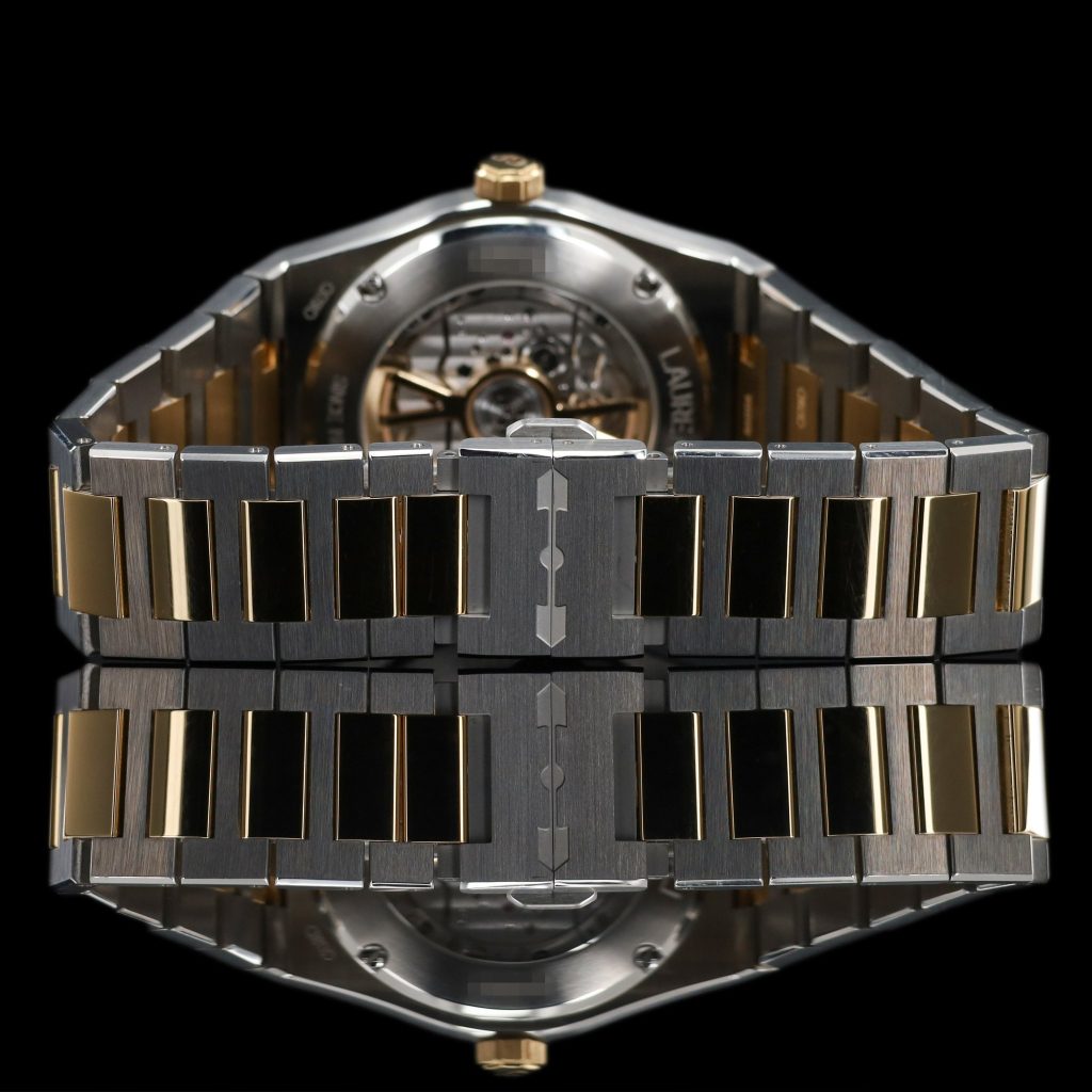 Girard-Perregaux Laureato
