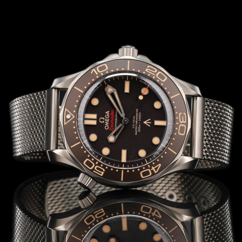Omega Seamaster Diver 300M Master Co-Axial 42 James Bond No Time to Die / Bracelet