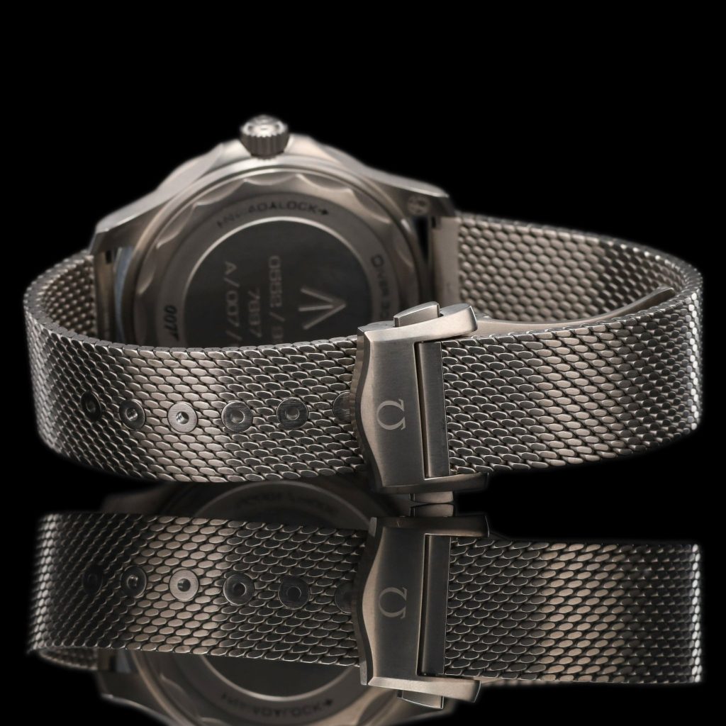 Omega Seamaster Diver 300M Master Co-Axial 42 James Bond No Time to Die / Bracelet