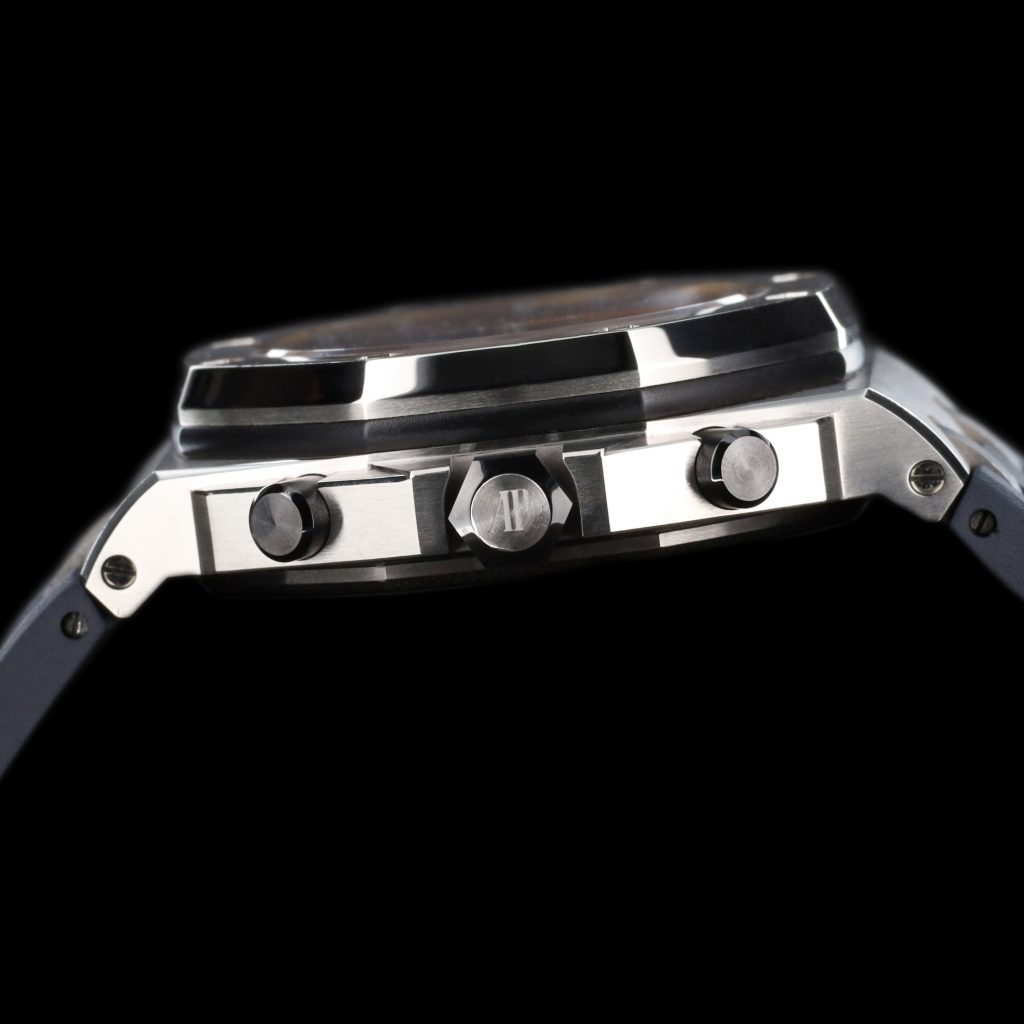 Audemars Piguet Royal Oak Offshore 26470 Stainless Steel / Blue / Rubber