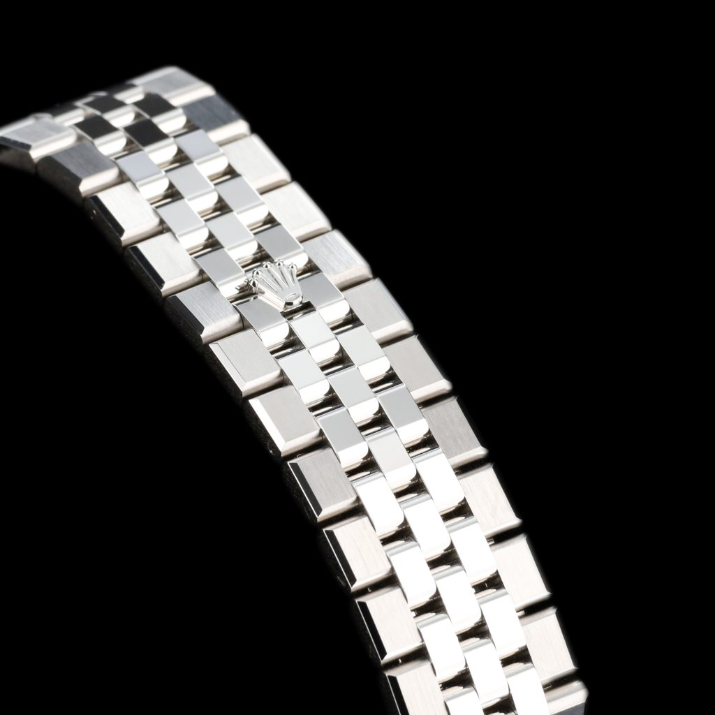 Rolex Land-Dweller Land-Dweller 36 Oystersteel – White Gold / White / Flat Jubilee