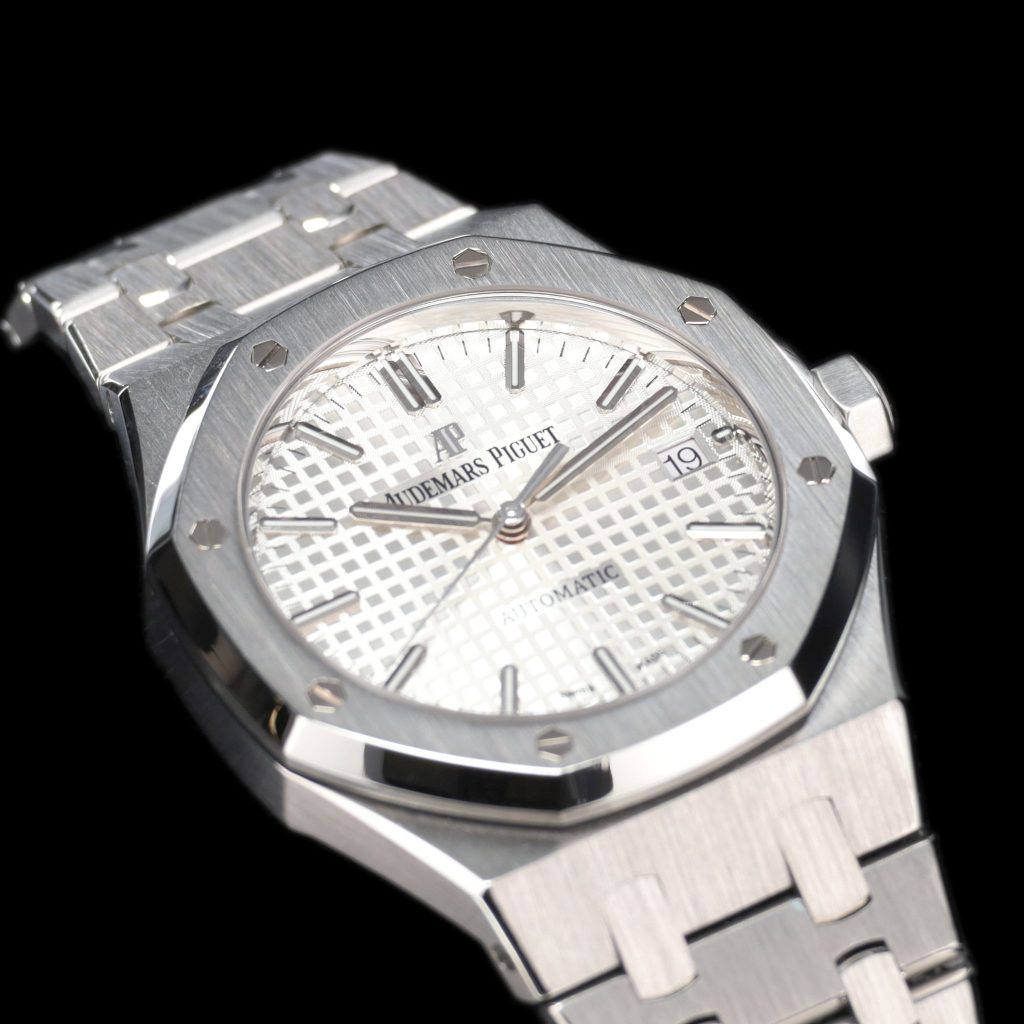 Audemars Piguet Royal Oak Self-winding White Dial NAKED