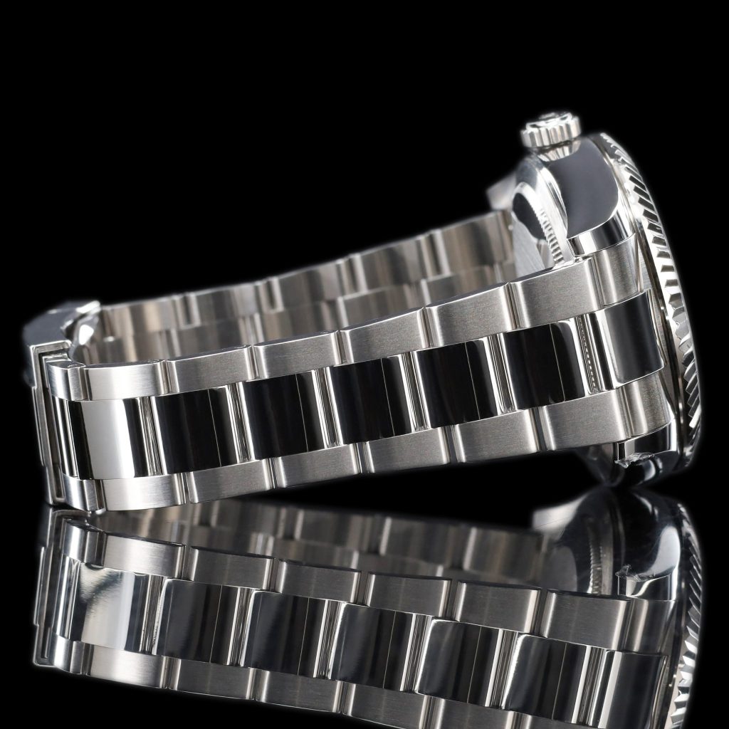 Rolex Sky-Dweller Sky-Dweller Stainless Steel / White Gold / Black