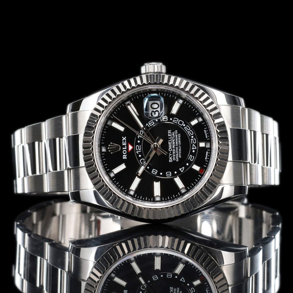 Rolex Sky-Dweller Sky-Dweller Stainless Steel / White Gold / Black