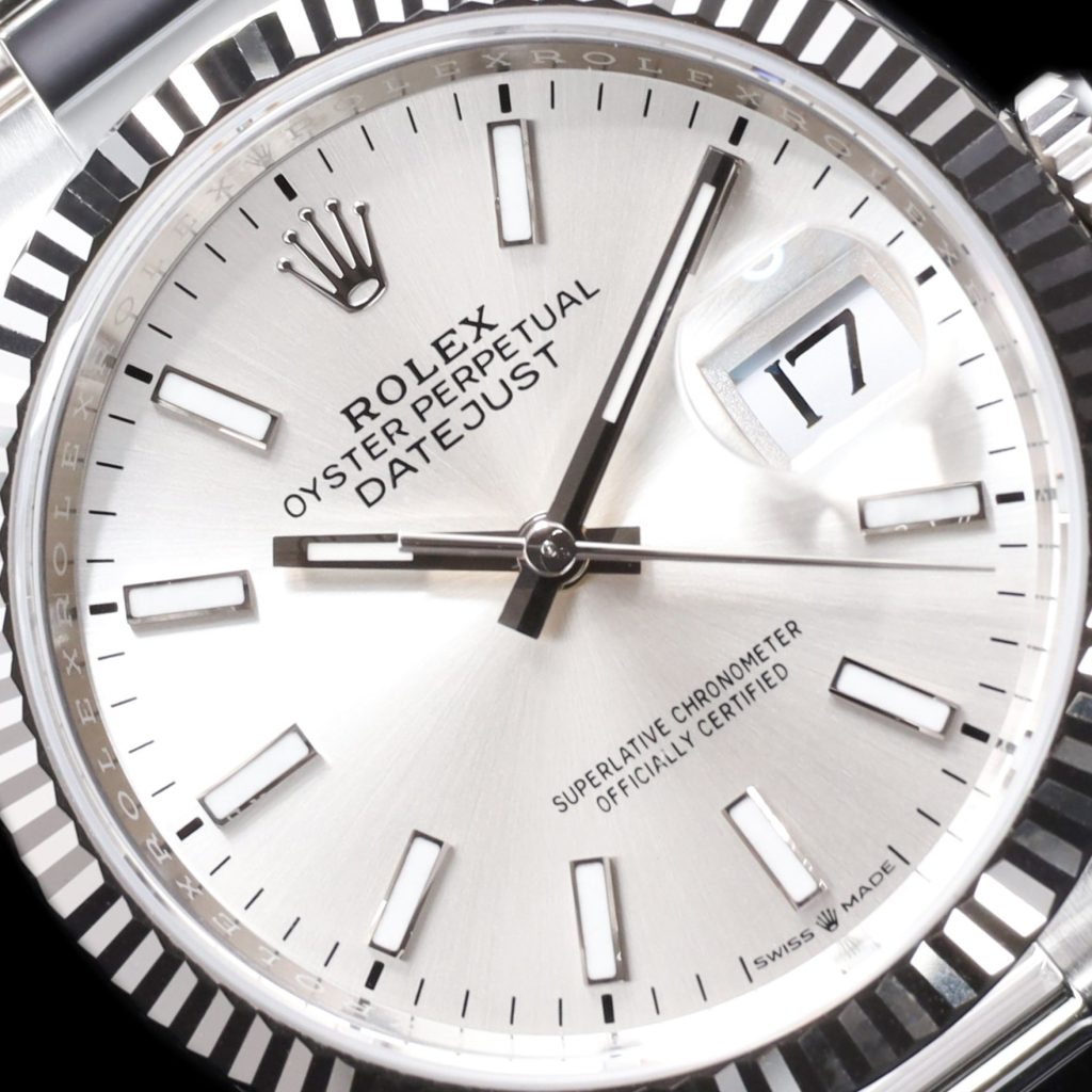 Rolex Datejust Stainless Steel / Fluted / Silver Roman-Diamonds / Oyster