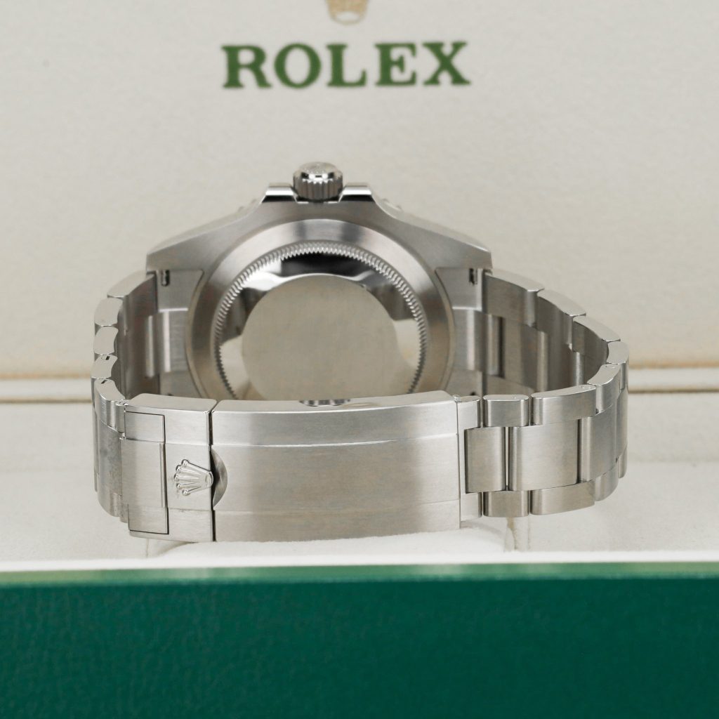 Rolex Submariner No-Date 41 / Stainless Steel / Black / Cerachrom