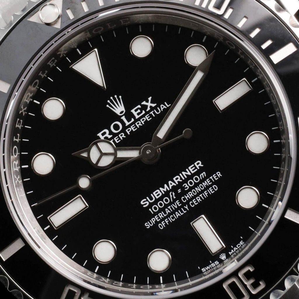 Rolex Submariner No-Date 41 / Stainless Steel / Black / Cerachrom
