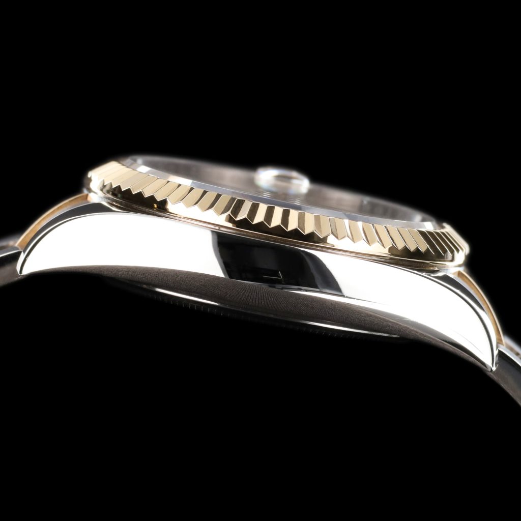 Rolex Sky-Dweller Sky-Dweller Stainless Steel / Yellow Gold / Champagne