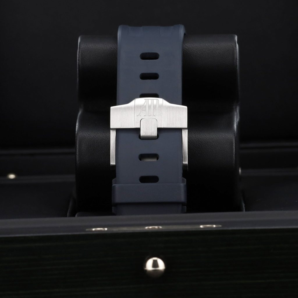 Audemars Piguet Royal Oak Offshore 42 Stainless Steel / Brown / Alligator