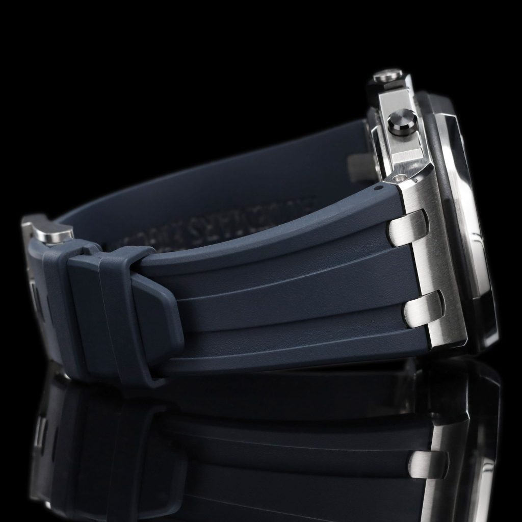 Audemars Piguet Royal Oak Offshore 42 Stainless Steel / Brown / Alligator