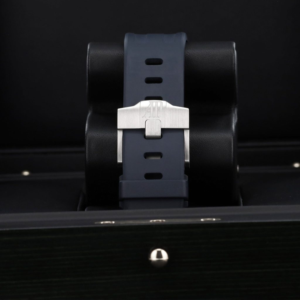 Audemars Piguet Royal Oak Offshore 42 Stainless Steel / Brown / Alligator