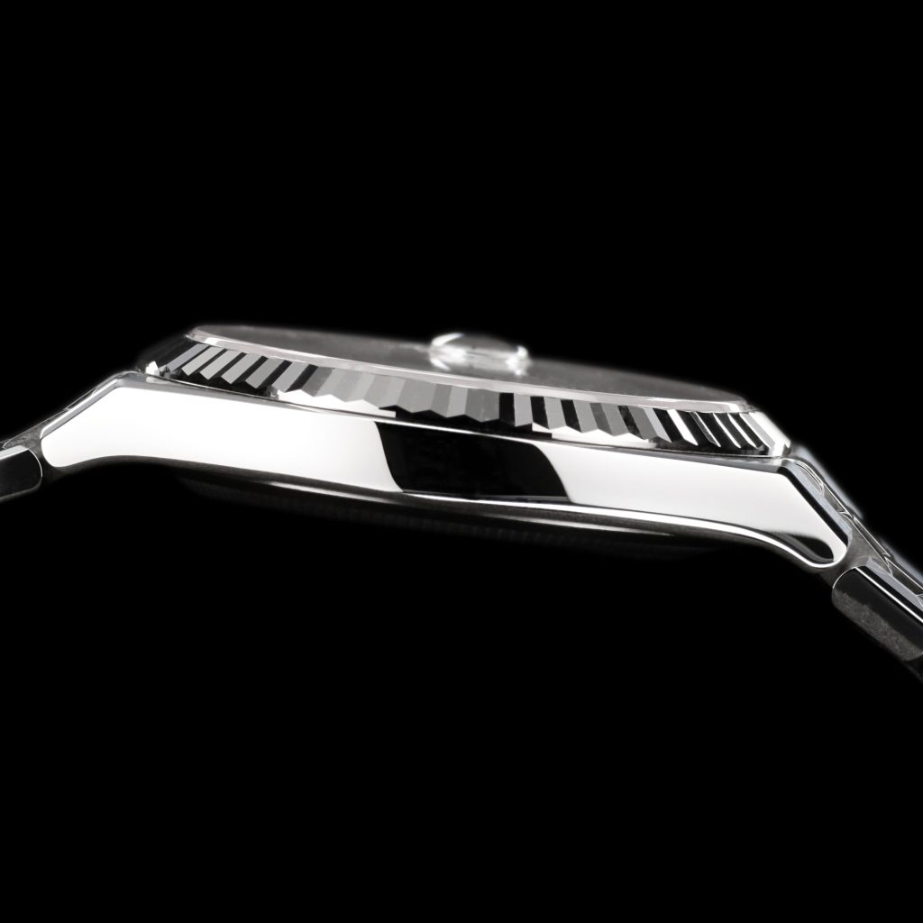 Rolex Land-Dweller Land-Dweller 36 Oystersteel – White Gold / White / Flat Jubilee