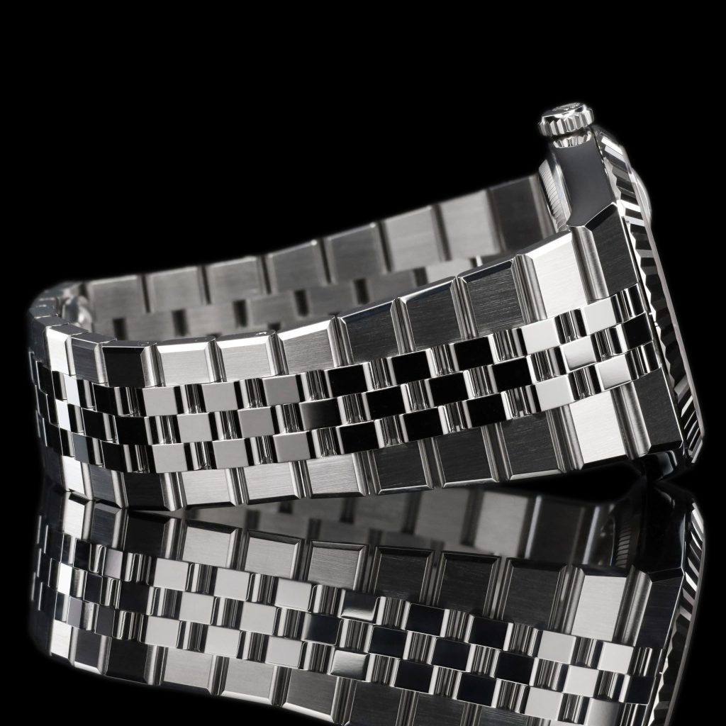 Rolex Land-Dweller Land-Dweller 36 Oystersteel – White Gold / White / Flat Jubilee