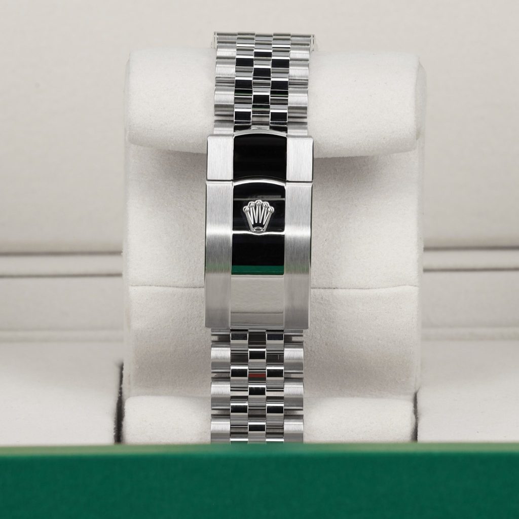Rolex Datejust 41 Stainless Steel Fluted / Jubilee / Silver