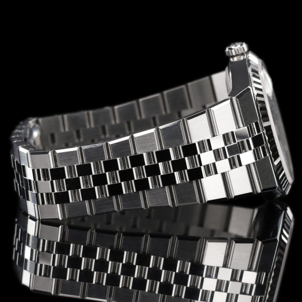 Rolex Land-Dweller Land-Dweller 36 Oystersteel – White Gold / White / Flat Jubilee