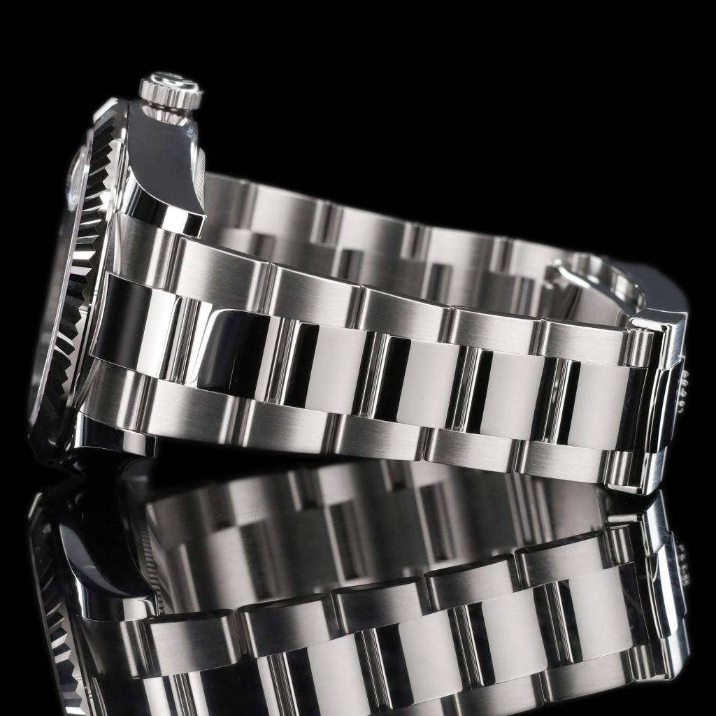 Rolex Sky-Dweller Sky-Dweller Stainless Steel – White Gold / Green / Oyster