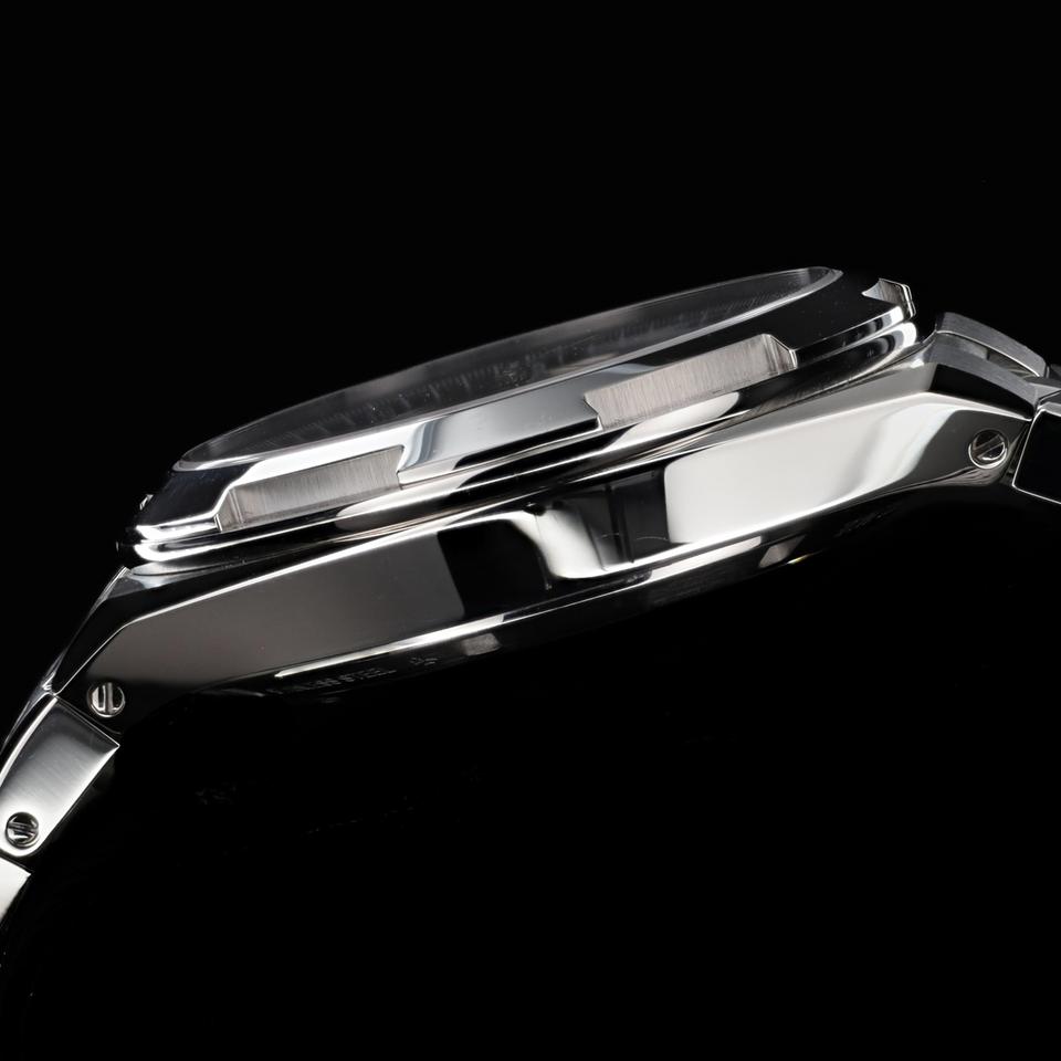 Vacheron Constantin Overseas