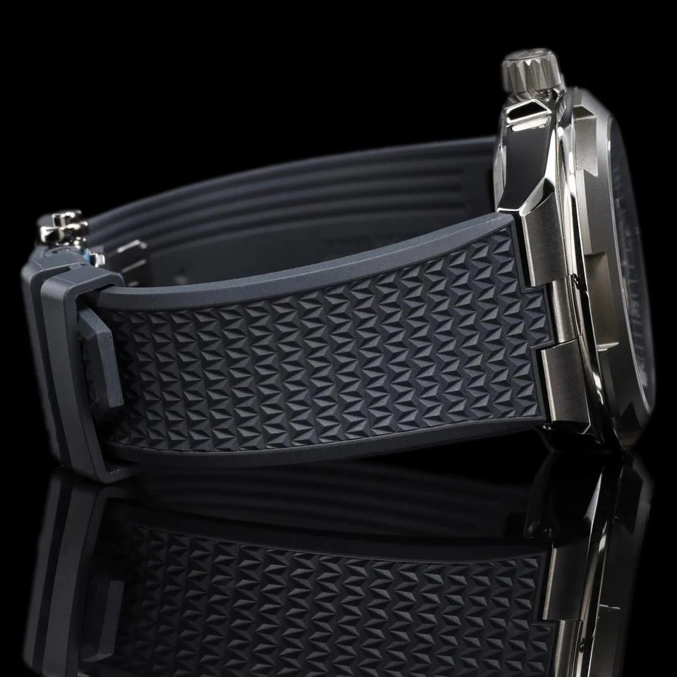 Vacheron Constantin Overseas