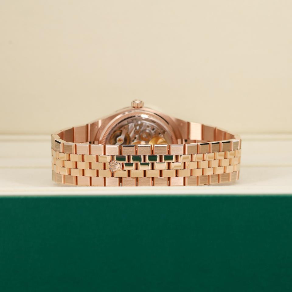 Rolex Land-Dweller