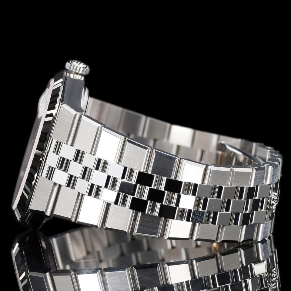 Rolex Land-Dweller