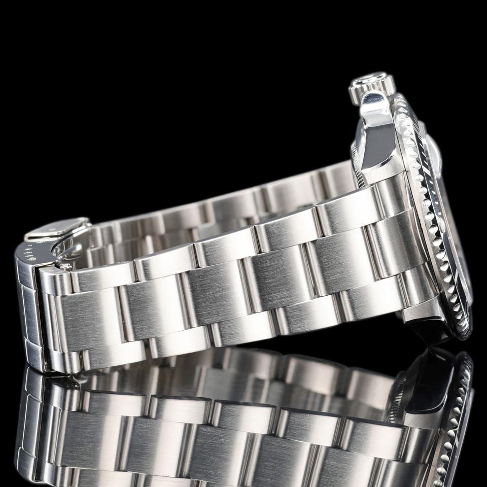 Rolex Submariner Date