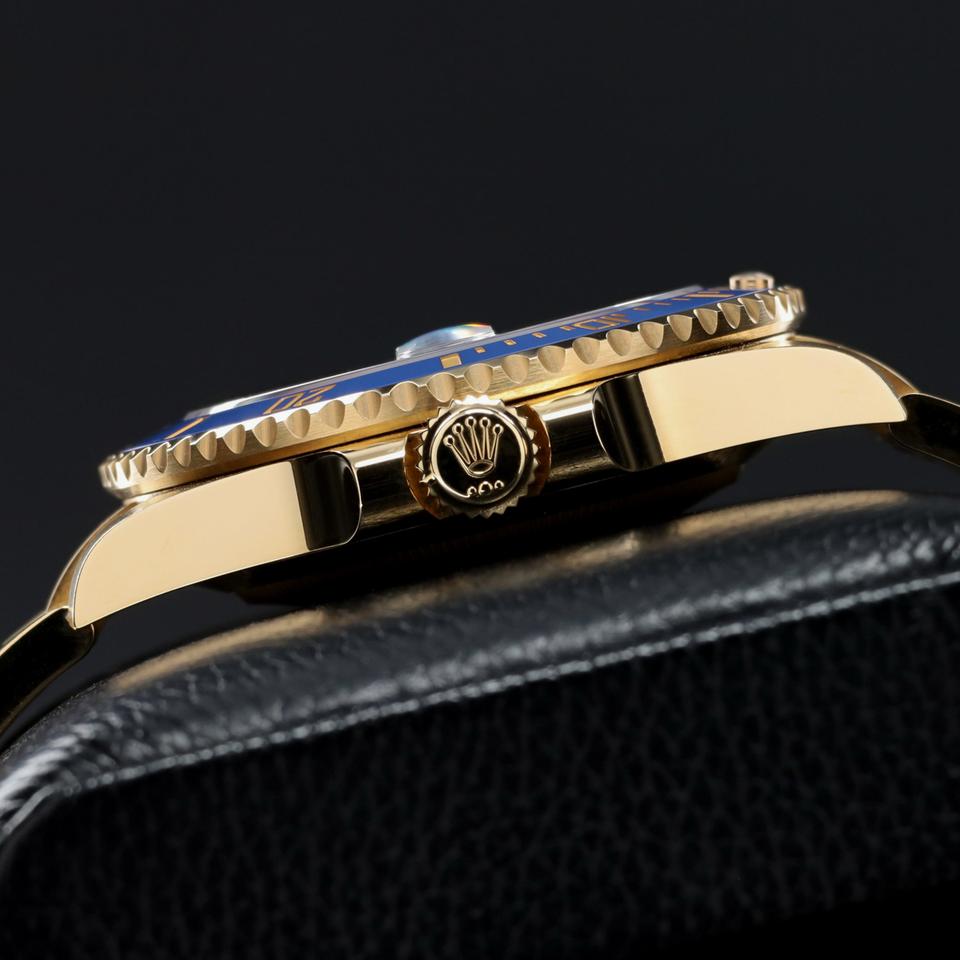 Rolex Submariner Date
